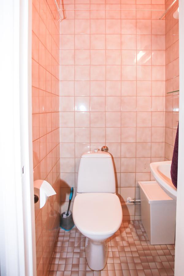 Cozy Studio Next To Bus Station Турку Экстерьер фото